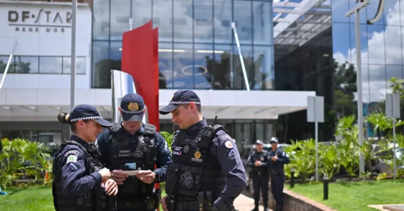 Bolsonaro tem vigil&acirc;ncia 24h durante sua interna&ccedil;&atilde;o/Foto: Andr&eacute; Borges