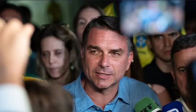 Fl&aacute;vio Bolsonaro/Fotos: Divulga&ccedil;&atilde;o