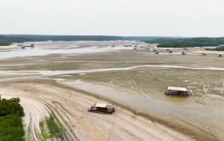 Seca extrema dos rios no Amazonas afeta mais de 500 mil pessoas/Foto: Reprodu&ccedil;&atilde;o