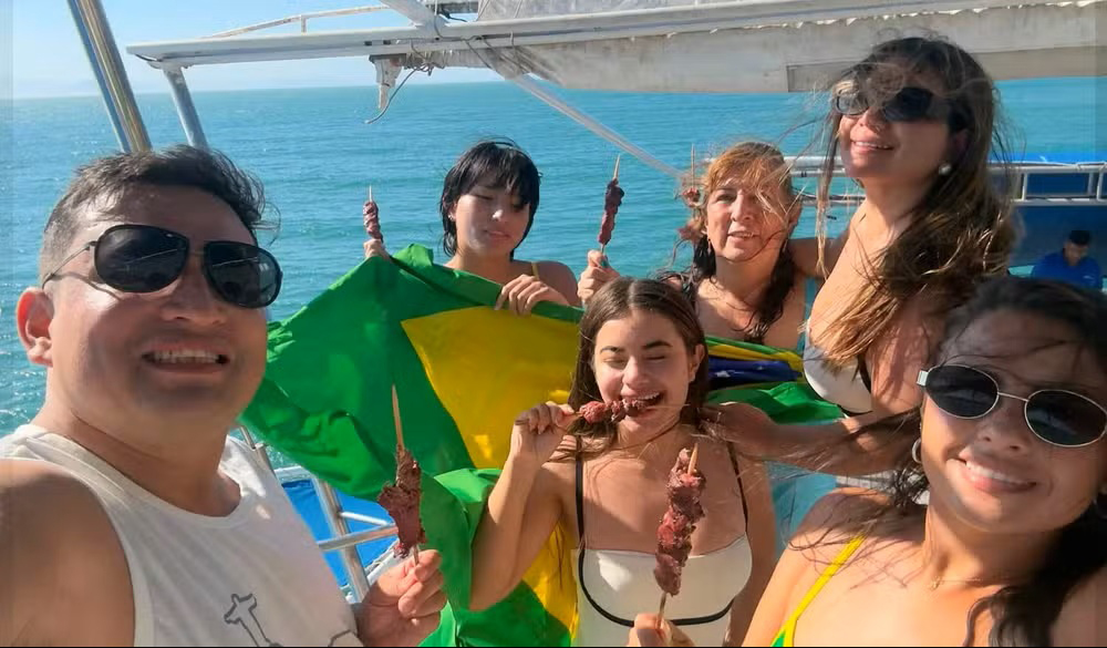&ldquo;O &uacute;ltimo passeio de metade da minha fam&iacute;lia.&rdquo; Parentes de v&iacute;timas de helic&oacute;ptero no Rio publica fotos durante viagem ao Brasil /Reprodu&ccedil;&atilde;o redes