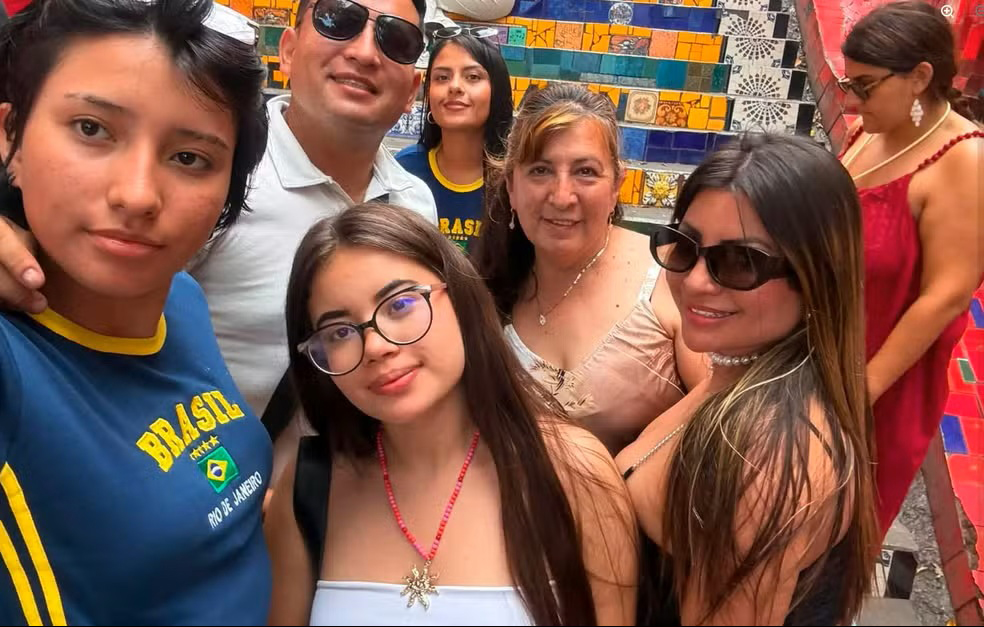 &ldquo;O &uacute;ltimo passeio de metade da minha fam&iacute;lia.&rdquo; Parentes de v&iacute;timas de helic&oacute;ptero no Rio publica fotos durante viagem ao Brasil /Reprodu&ccedil;&atilde;o redes
