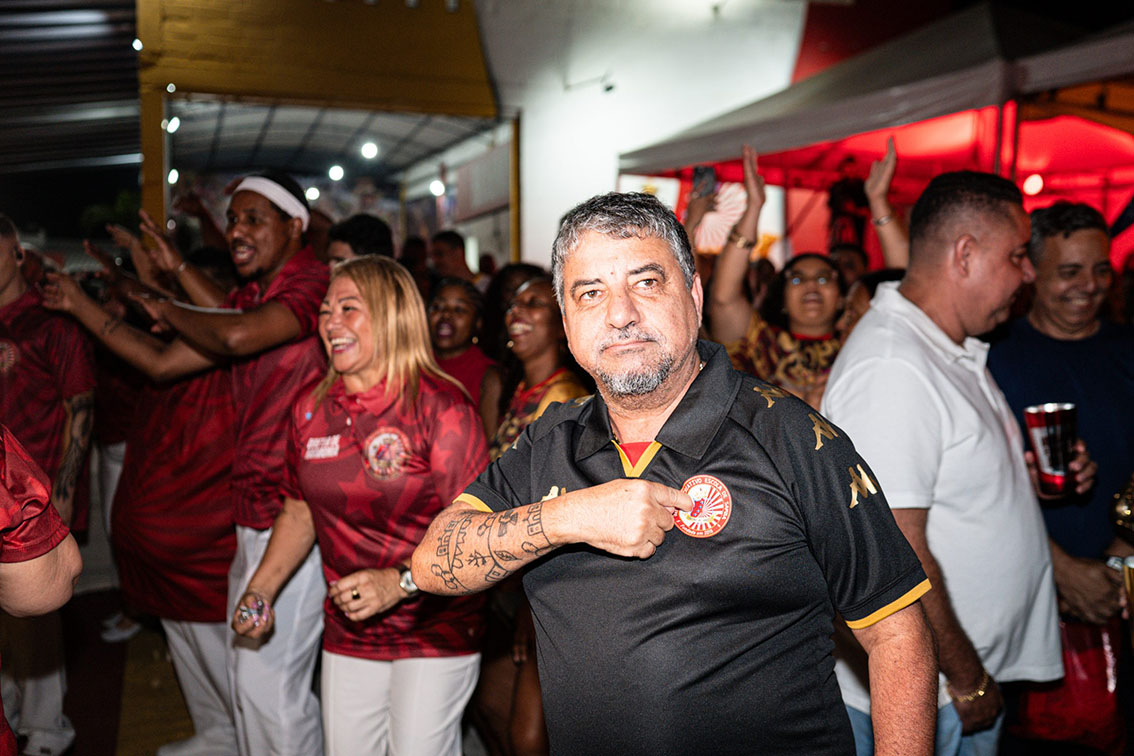 Uni&atilde;o de Maric&aacute; define cinco sambas para o Carnaval 2027
