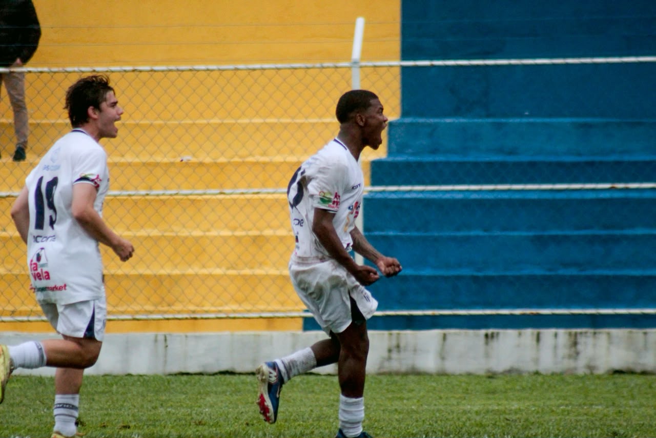 Foto: L&eacute;o Alves (Comunica&ccedil;&atilde;o Maric&aacute; F.C.)