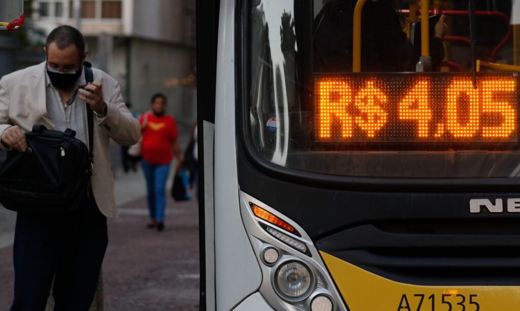 Ônibus do sistema público de transportes © Fernando Frazão/Agência Brasil