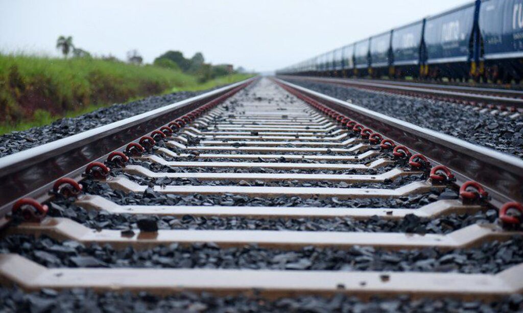 construção e operação de ferrovias, ferrovia, trilhos de trem © Ricardo Botelho/Minfra