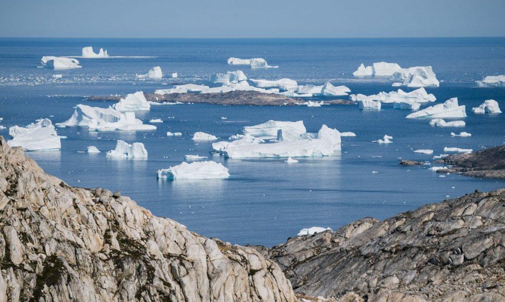 Icebergs na Groelândia Foto (Jonathan Nackstranda/AFP)