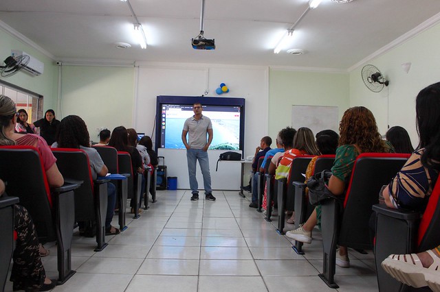 controle da educação em Maricá