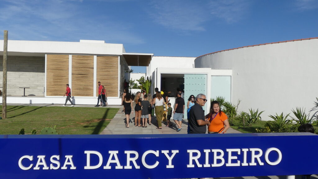 flim e Casa Darcy Ribeiro